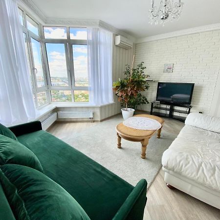 Apartments With Dnipro View Κίεβο Εξωτερικό φωτογραφία