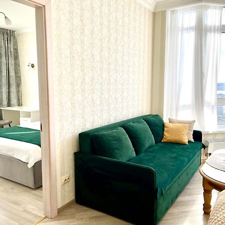 Apartments With Dnipro View Κίεβο Εξωτερικό φωτογραφία