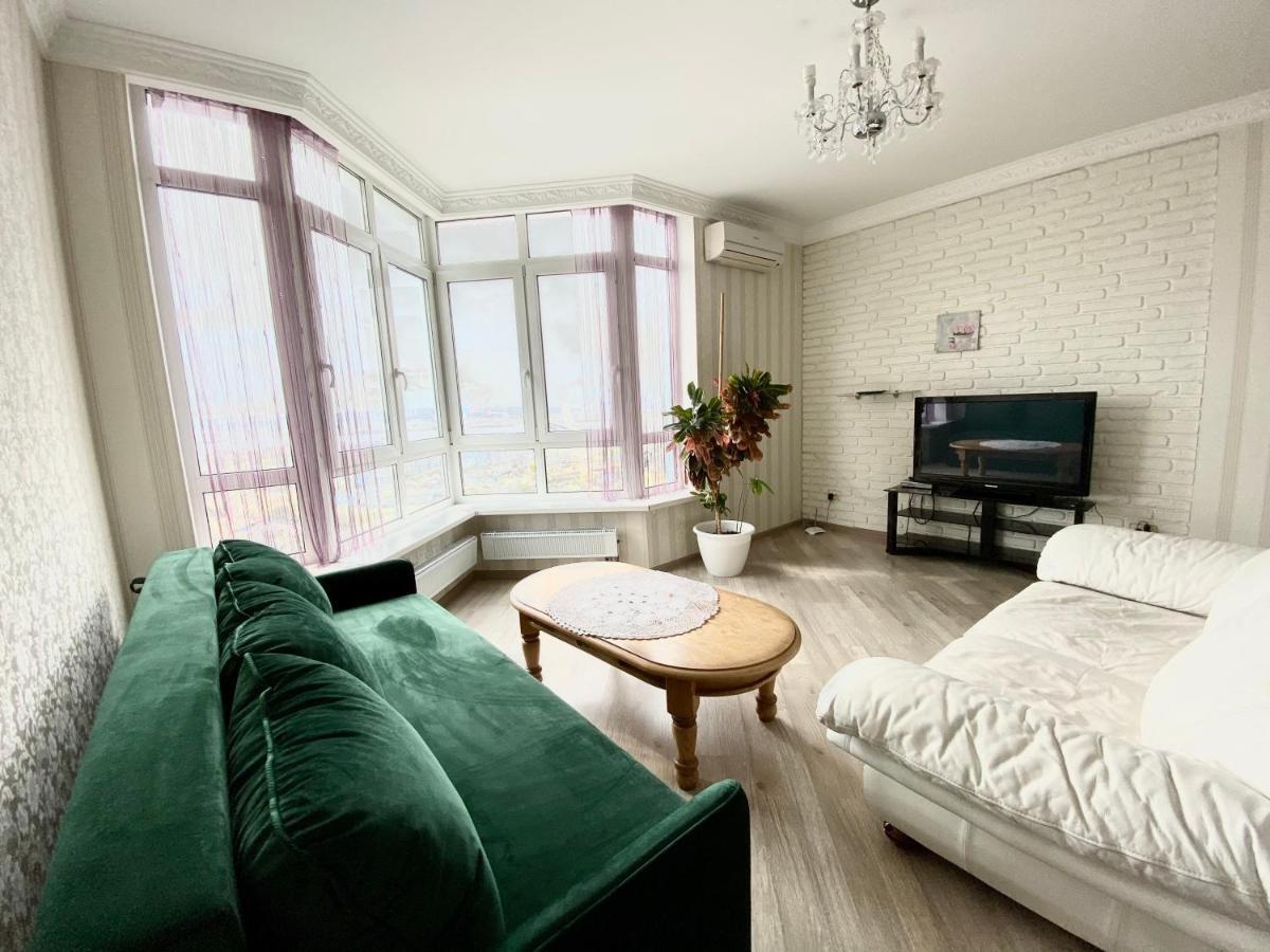 Apartments With Dnipro View Κίεβο Εξωτερικό φωτογραφία